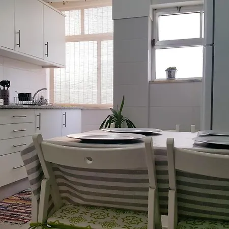 2 Bedrooms With Lake View And Wifi At 4 Km Away From The Beach * פורטימאו