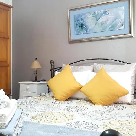 2 Bedrooms With Lake View And Wifi At 4 Km Away From The Beach פורטימאו